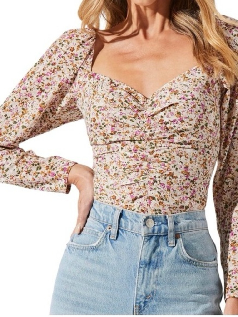 Astr Pink and Cream Floral Ruched Puff-Sleeve Crop Top